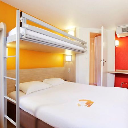 Premiere Classe Valenciennes Ouest Petite Foret Экстерьер фото