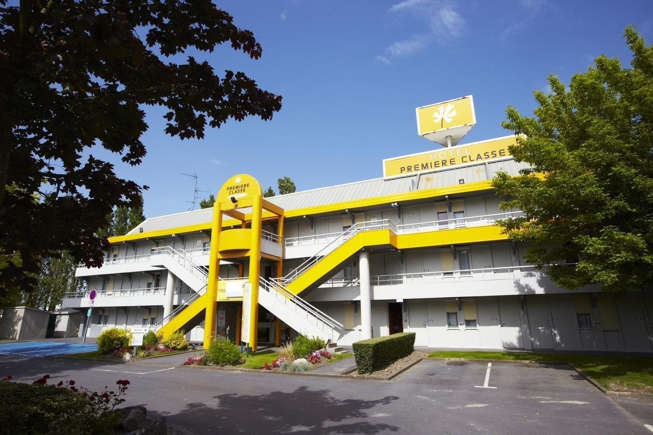 Premiere Classe Valenciennes Ouest Petite Foret Экстерьер фото
